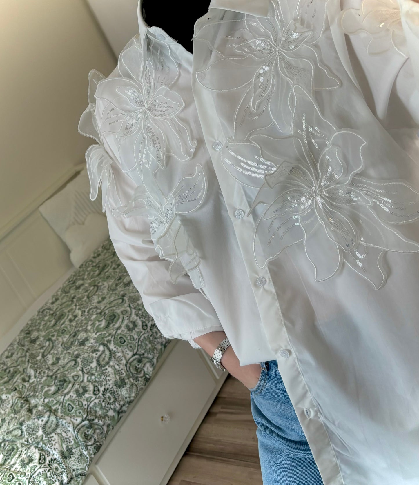 Chemise fleurie blanche