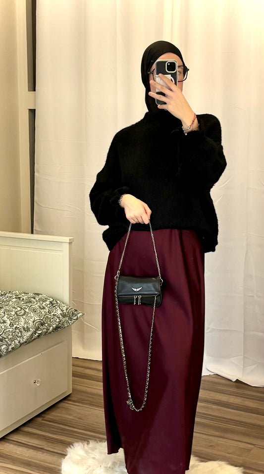 Longue jupe satin bordeaux